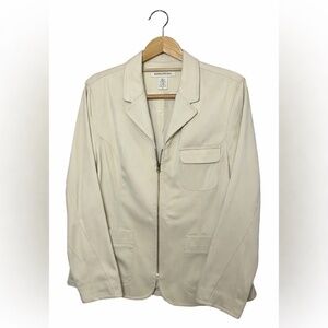 Banana Republic Suit Jacket. Safari Style. Size 14. Great Condition. Zip Front.